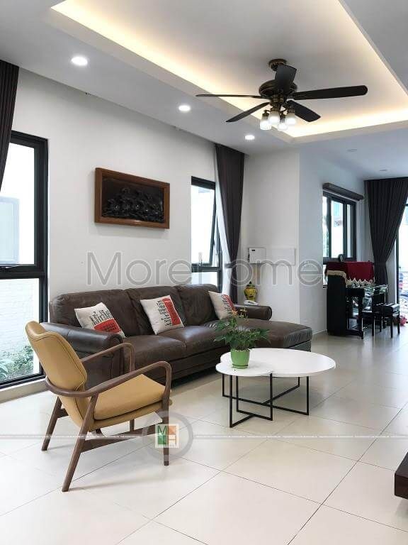 Thi công nội thất hiện đại bằng đa dạng chất liệu mới như gỗ tự nhiên, da, gạch tráng men nhập khẩu, đá nhân tạo,...
